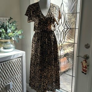 Ladies v neck animal print dress